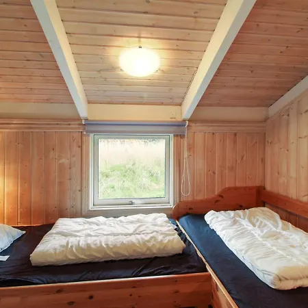 Holiday home Danika - 800m From The Sea In Ne Jutland By Interhome