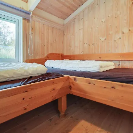 Holiday home Danika - 800m From The Sea In Ne Jutland By Interhome